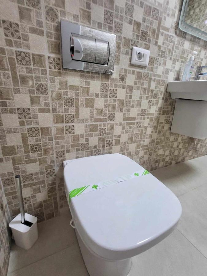 Sika Sunny Garden Apartment Арад Екстериор снимка