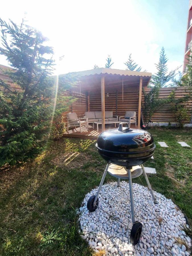 Sika Sunny Garden Apartment Арад Екстериор снимка