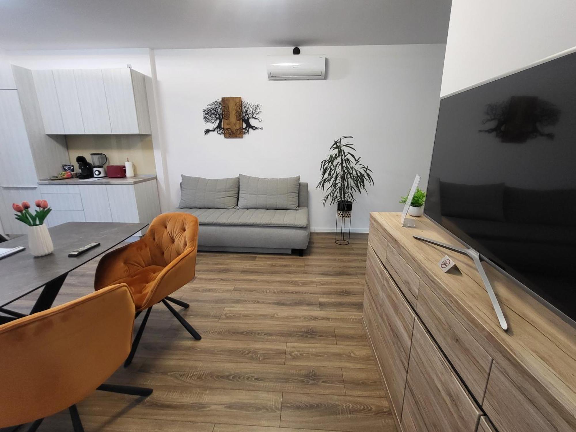 Sika Sunny Garden Apartment Арад Екстериор снимка